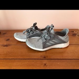 Size 7 gray Adidas